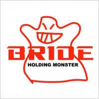 bride holding monster 0