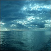 sky picture on the sea
