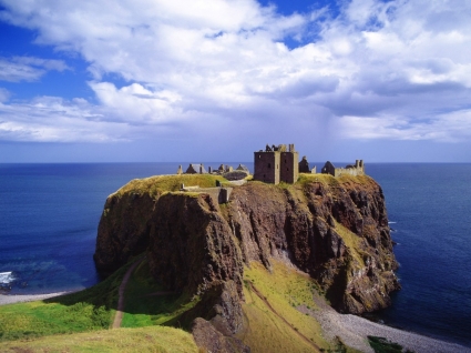 Dunnottar Castle Wallpaper