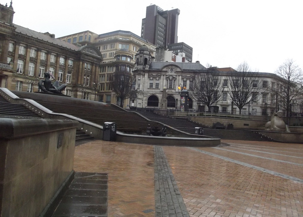 a wet new years day in victoria square birmingham