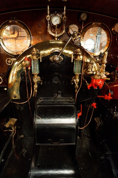 antique black engine
