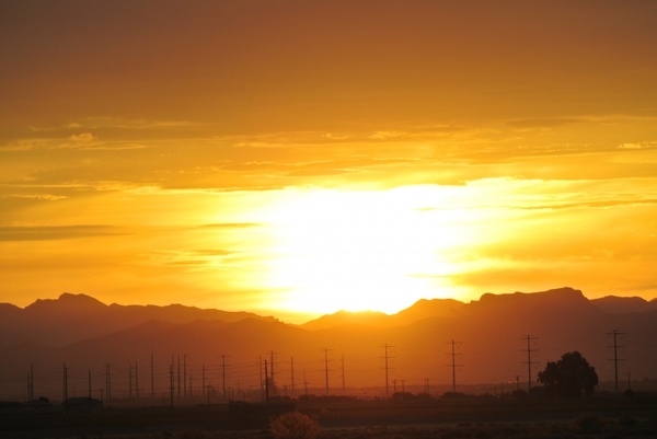 arizona sunrise mountains 