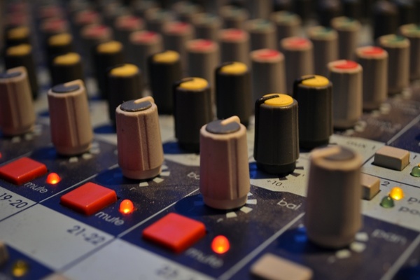 audio mixing board music stuido