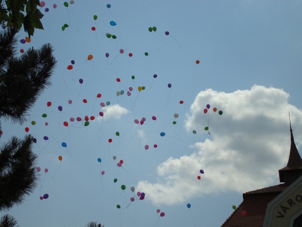 balloons color sky 
