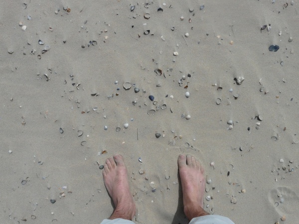 barefoot feet ten