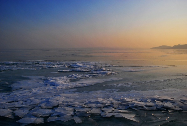 beach coast dawn dusk evening frozen ice landscape