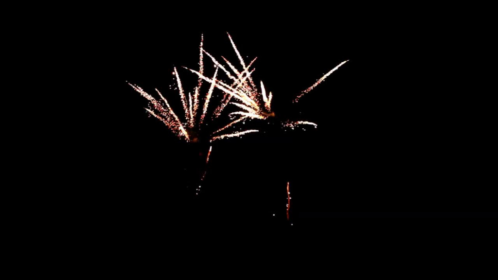 beautiful twinkling fireworks performance