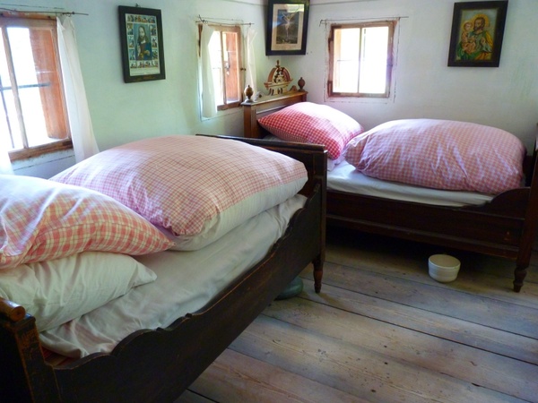 bed beds bedroom