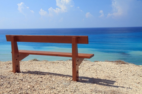 bench and sea