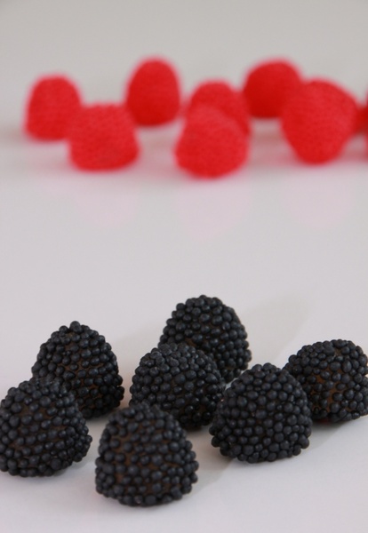 black blackberries candy