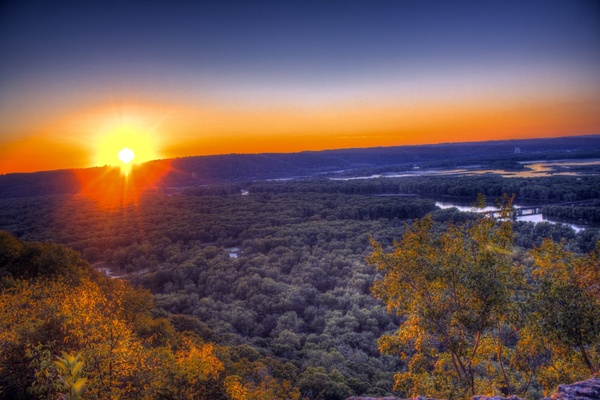 bright sunset over the mississippi valley at wyalusing state park wisconsin