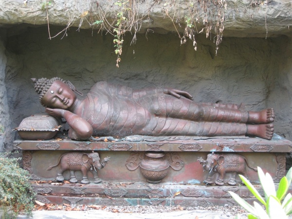 buddha religion statue