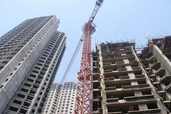 buildings construction crane