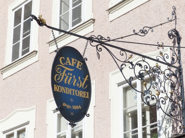 cafe prince pastry shop salzburg