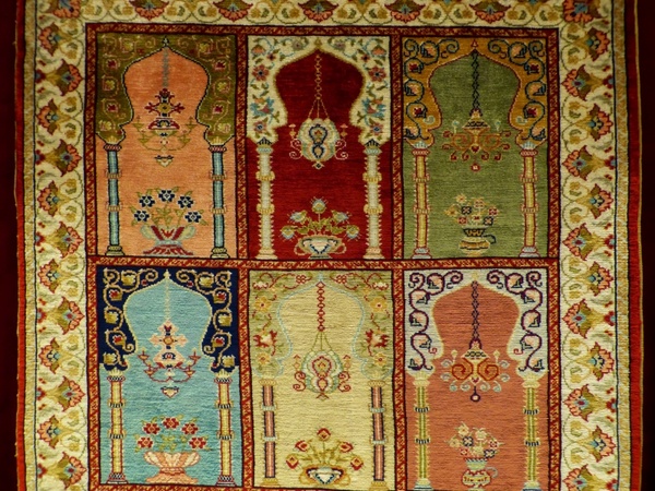 carpet linked silk