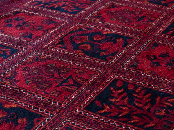 carpet red tying
