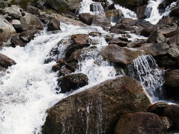 cascade creek environment