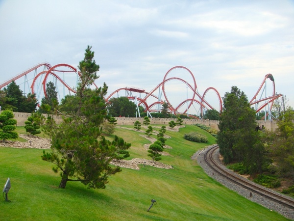 catalonia spain amusement park