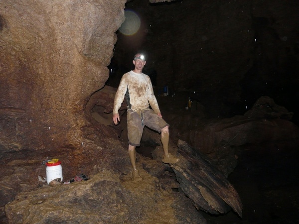 cavers speleology hall