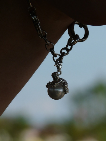 chain jewel pearl 