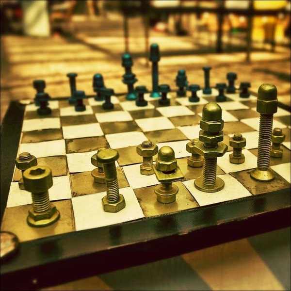 chess metal urban