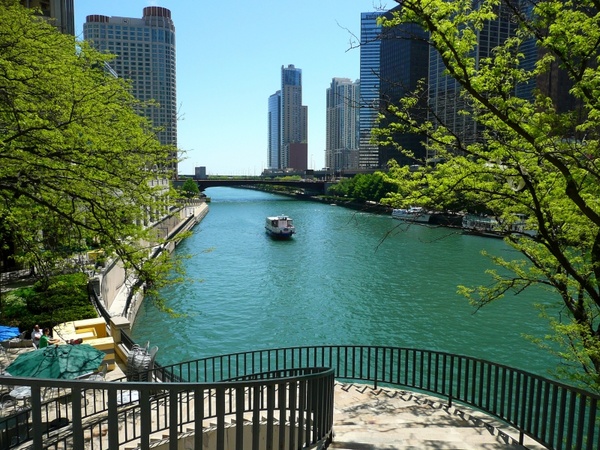 chicago river city