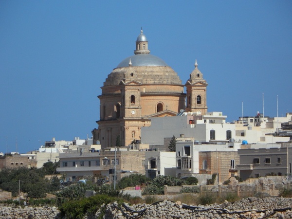 church dome malta