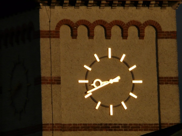 clock clock tower time