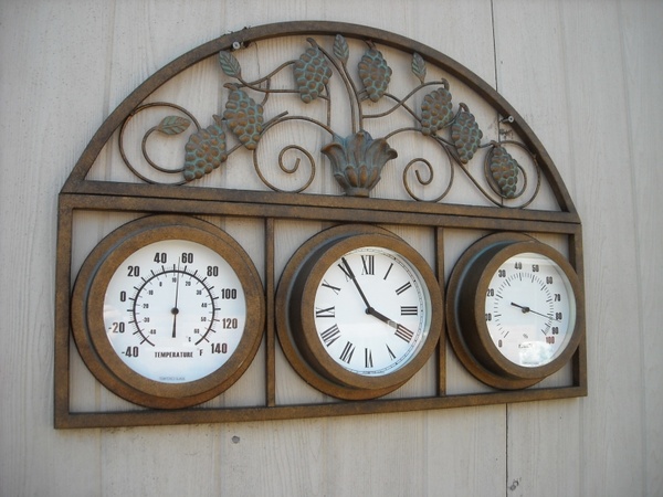 copper temperature clock