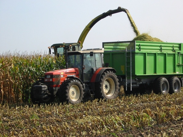 corn corn harvest tractors