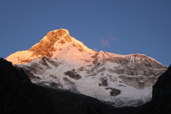 dawn glacier hill himalayas landscape mountain