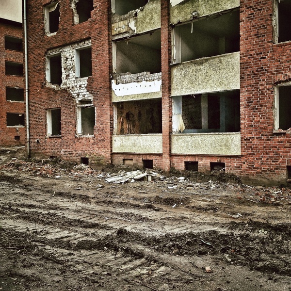 demolition ruin decay