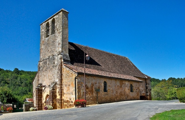 dordogne france church 