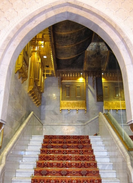 egypt mena house stairway