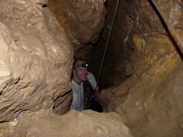 eng cavity cave