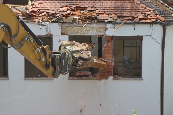 excavators home demolition 