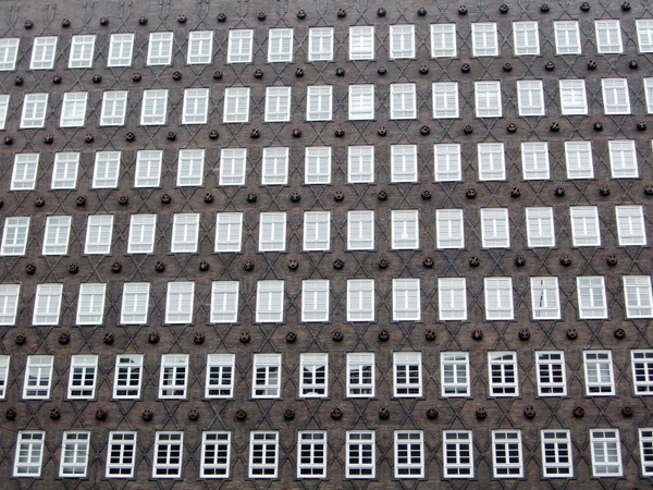 facade window bricks