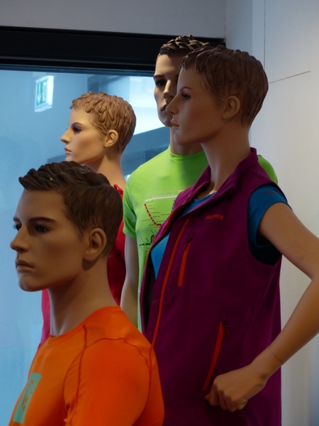 faces human mannequins