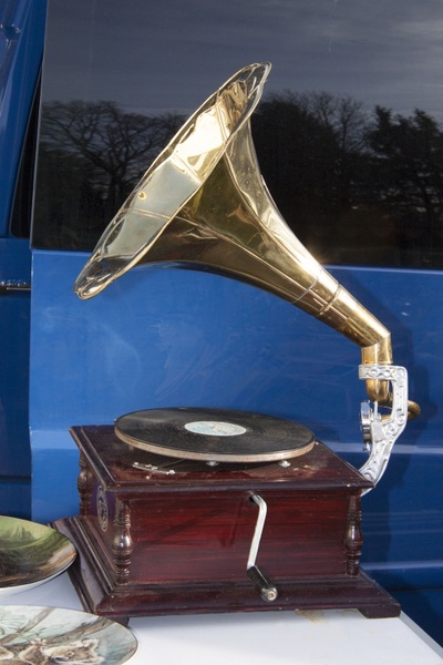 flea market gramophone playback device