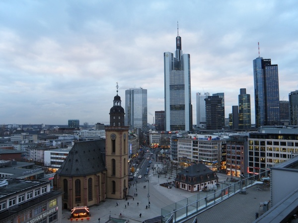 frankfurt skyline outlook