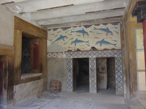 fresco dolphins palace of knossos