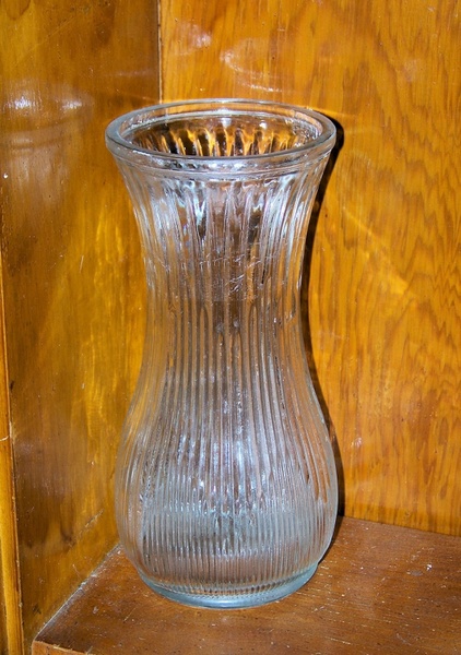 glass flower vase