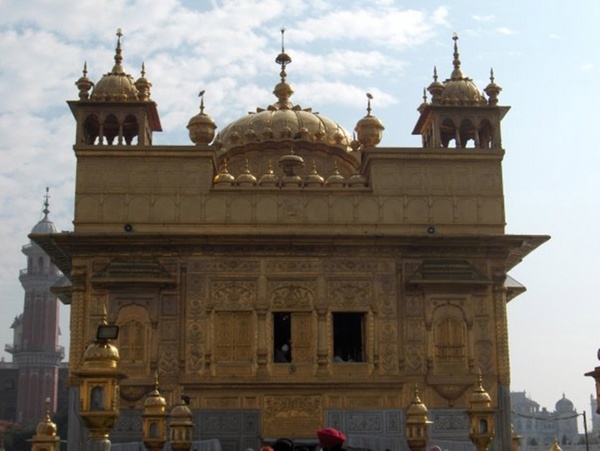 golden temple amritsar india 