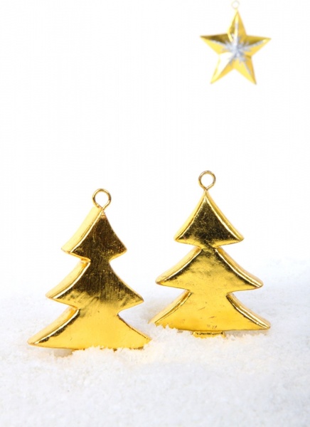 golden trees with star