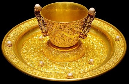 gorgeous gold cups and plates