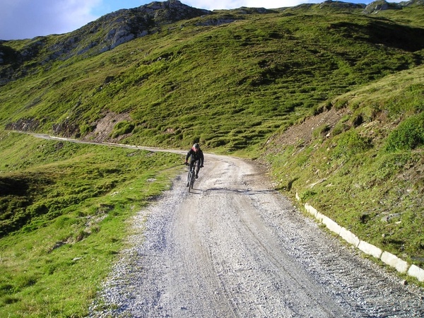 gravel road mountain bike tour