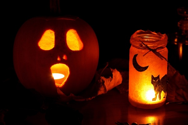halloween lantern and lights