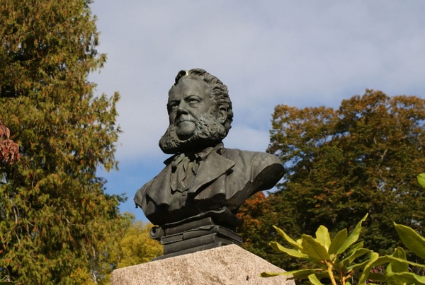 henrik ibsen 