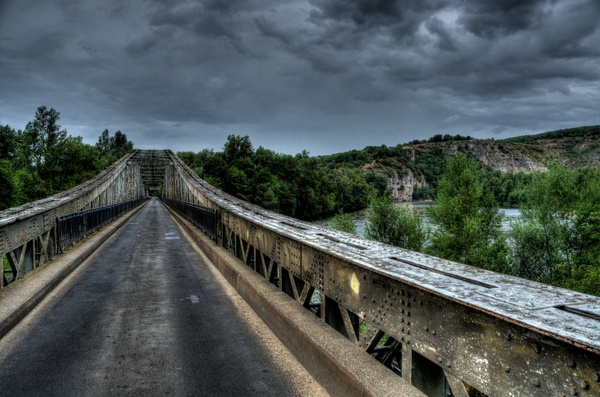 horror bridge