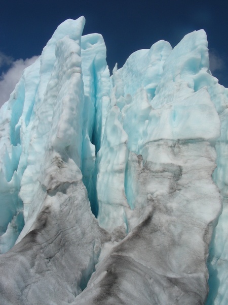 ice glacier glacier svellnosbreen 
